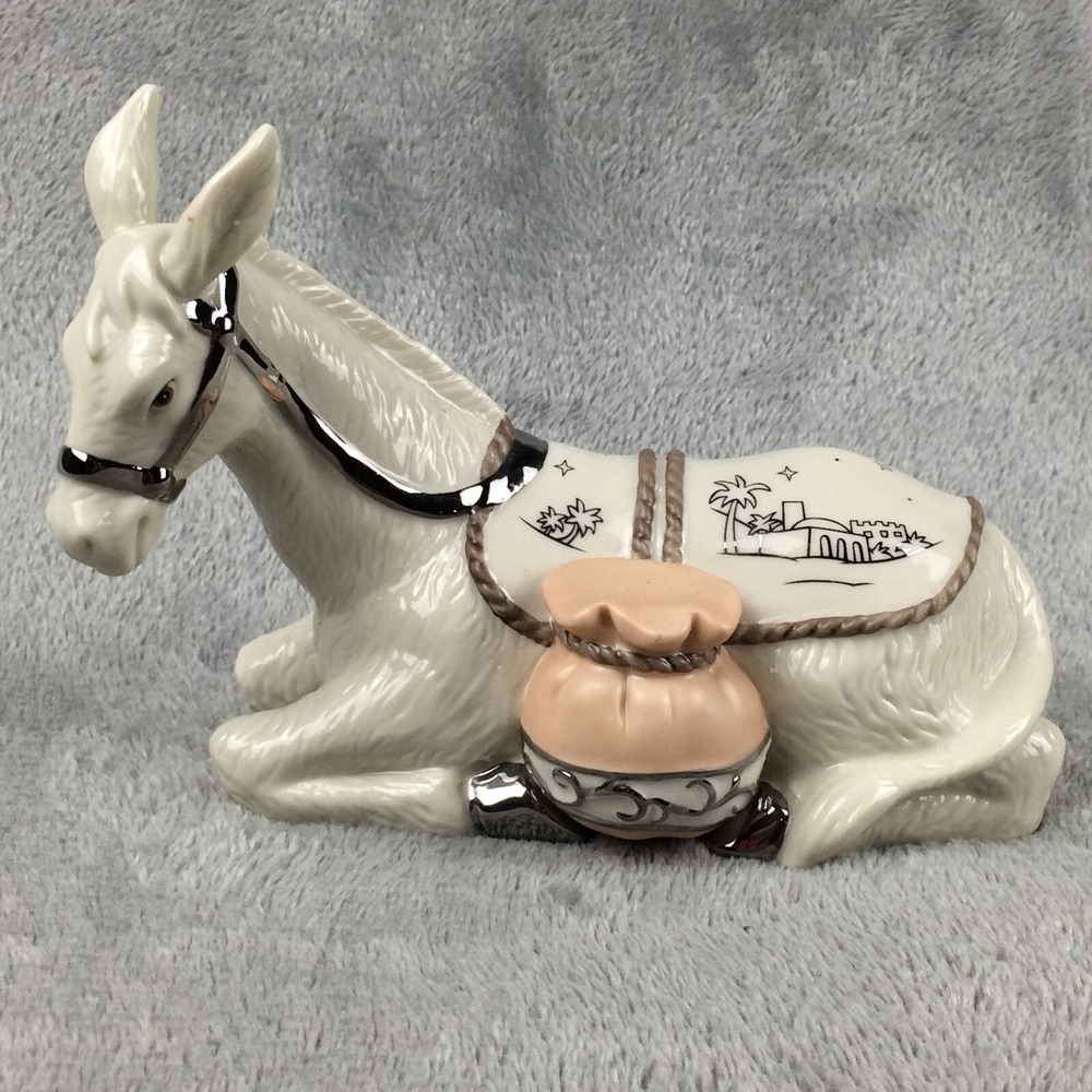 HAWTHORNE VILLAGE Silver Blessings Nativity Crèche Seated Donkey